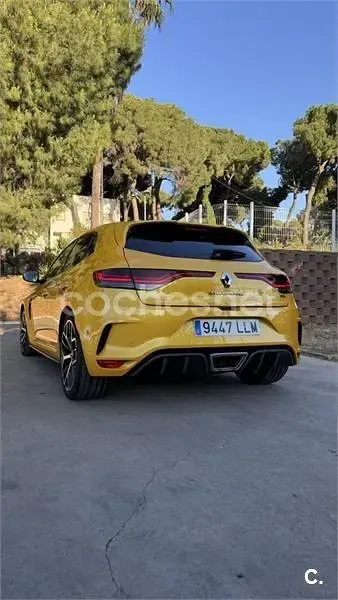 Usado Renault Mégane IV Trophy 300 CV (220 kW) 2020 Amarillo Berlina