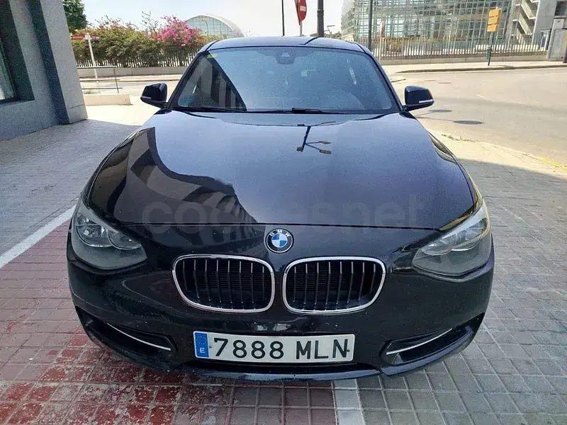 Usado BMW 118 170 CV (125 kW) 2014 Negro Utilitario