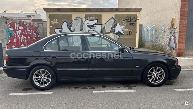 Usado BMW 525 Exclusive 163 CV (119 kW) 2003 Negro Berlina