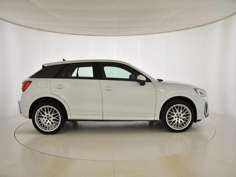 Usado Audi Q2 150 CV (110 kW) 2025 Negro SUV