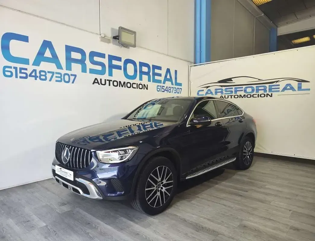 Usado Mercedes GLC300e 317 CV (233 kW) 2022 Azul Coupe