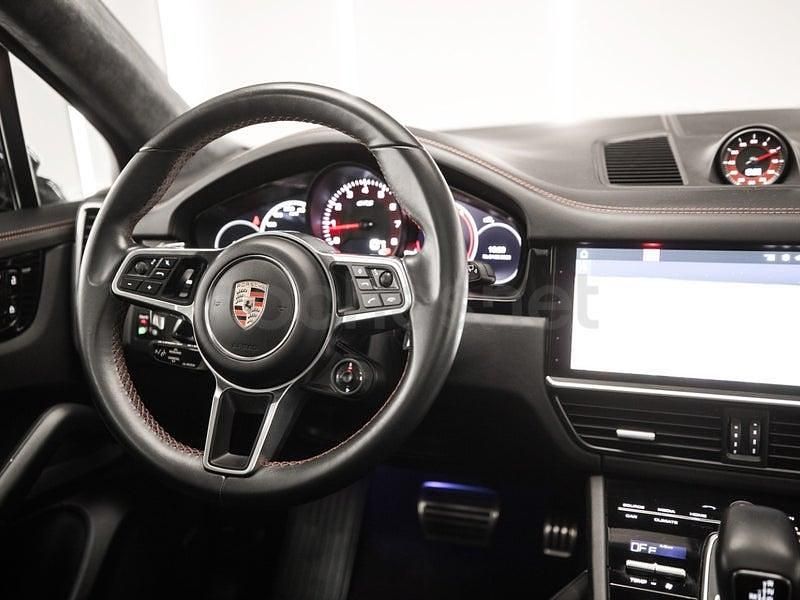 Usado Porsche Cayenne GTS 460 CV (338 kW) 2021 Negro SUV