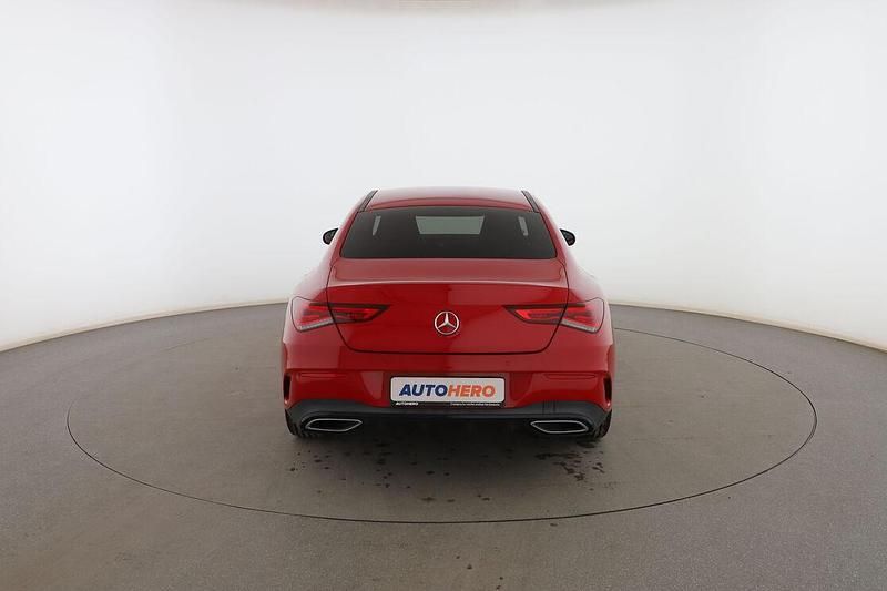 Usado Mercedes CLA200 AMG line 150 CV (110 kW) 2019 Rojo Berlina