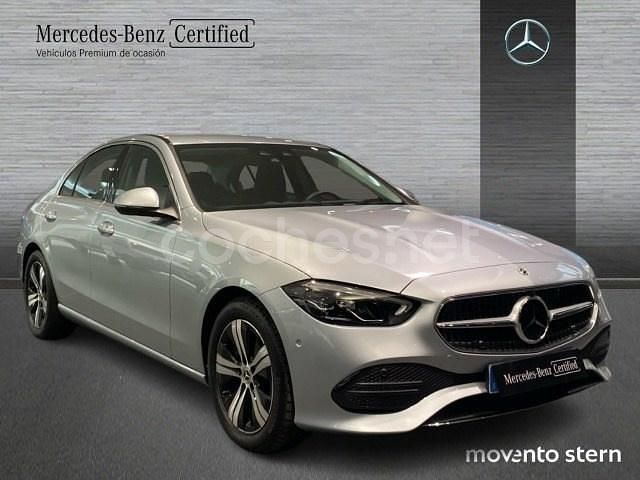 Usado Mercedes C220 200 CV (147 kW) 2025 Gris / plata Berlina