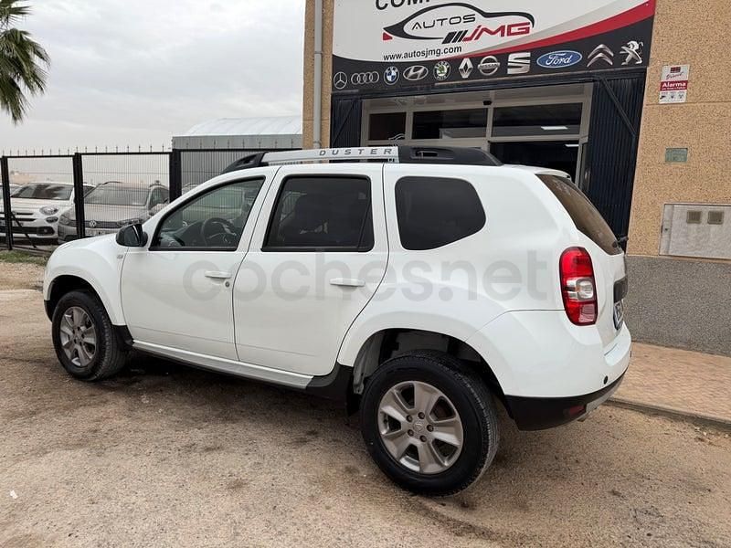 Usado Dacia Duster Lauréate 109 CV (80 kW) 2016 Blanco SUV