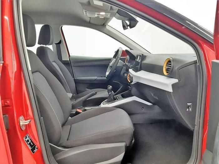 Usado Seat Arona Style 115 CV (84 kW) 2024 Rojo SUV
