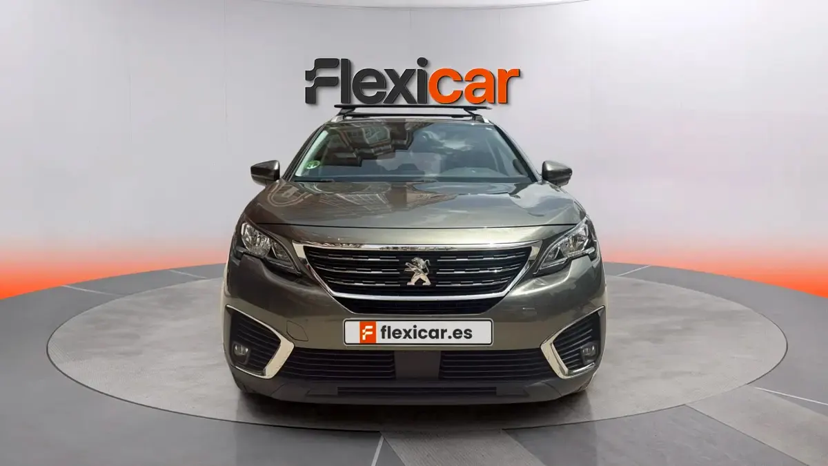 Usado Peugeot 5008 Active 131 CV (96 kW) 2018 Gris SUV