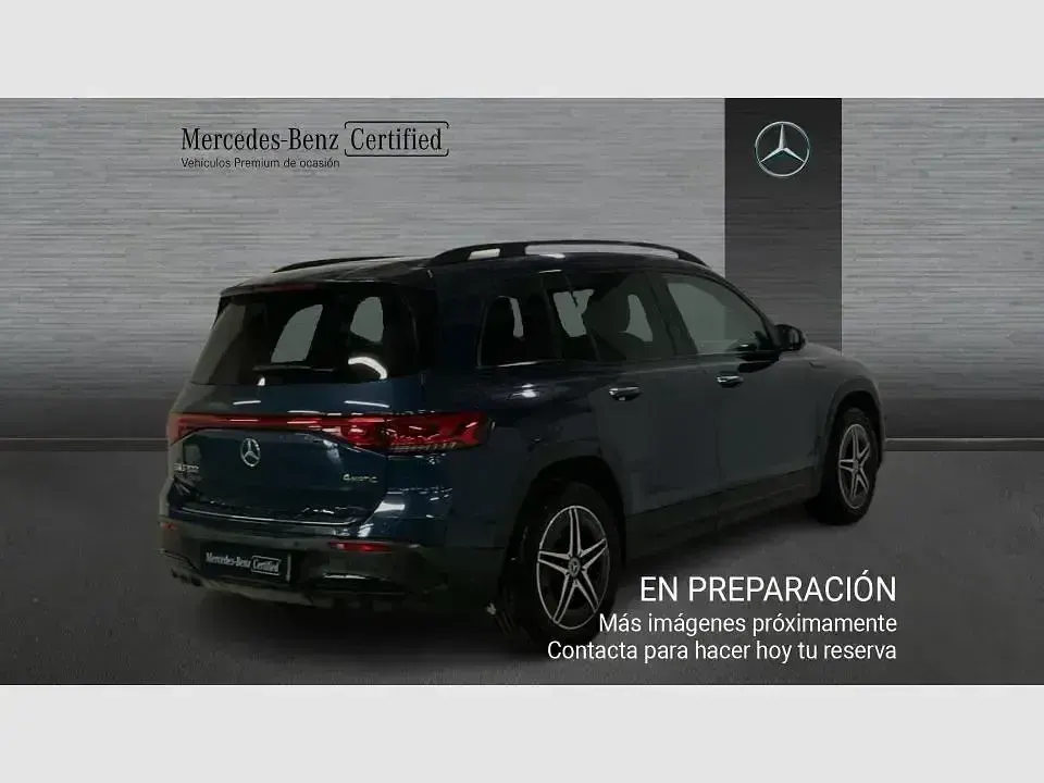 Usado Mercedes EQB300 167 kW (228 CV) 2021 Azul denim SUV