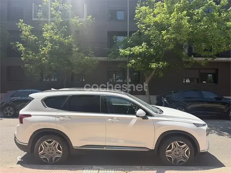 Usado Hyundai Santa Fe Style 265 CV (194 kW) 2023 Blanco SUV