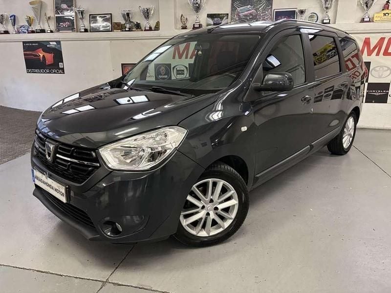 Usado Dacia Lodgy Lauréate 116 CV (85 kW) 2017 Negro Monovolumen