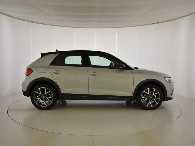 Nuevo Audi A1 116 CV (85 kW) 2025 Gris/plata