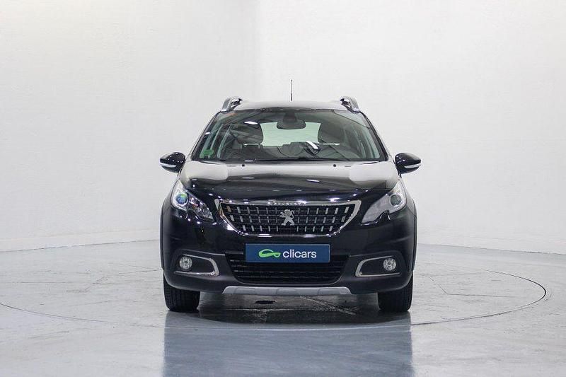 Usado Peugeot 2008 Allure 130 CV (95 kW) 2019 Negro SUV