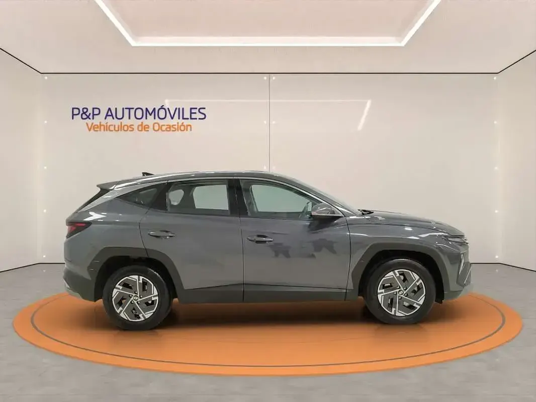Usado Hyundai Tucson 160 CV (117 kW) 2025 Gris SUV