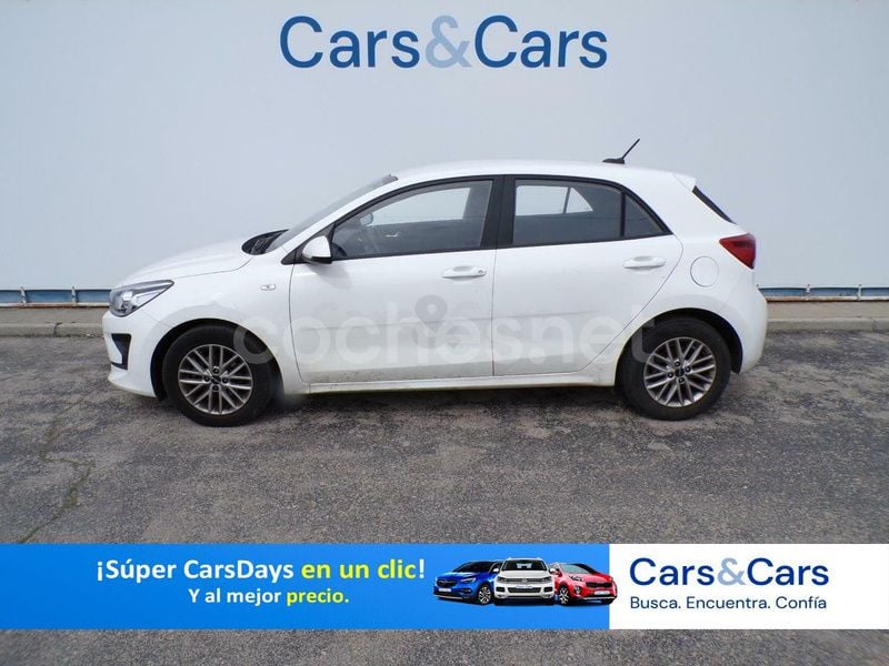 Usado Kia Rio 84 CV (61 kW) 2021 Blanco Berlina