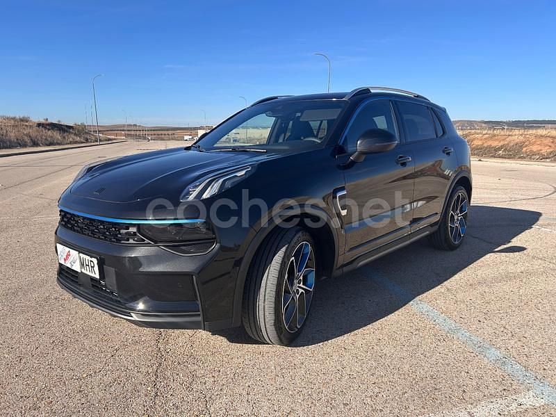 Usado Lynk & Co 01 261 CV (191 kW) 2023 Negro SUV