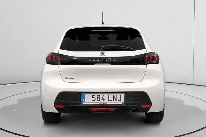 Usado Peugeot 208 Allure 100 CV (73 kW) 2021 Utilitario