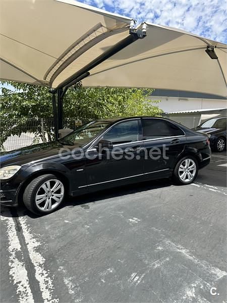 Negro Usado 2010 Mercedes C250 Berlina | 9500 € (Precio justo) - Imagen 1/4
