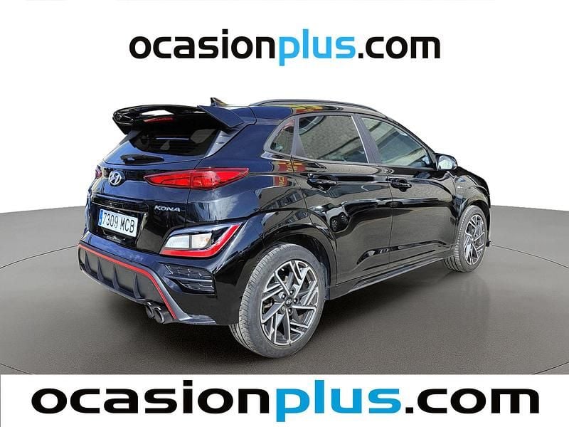 Usado Hyundai Kona N Line 120 CV (88 kW) 2022 Negro SUV
