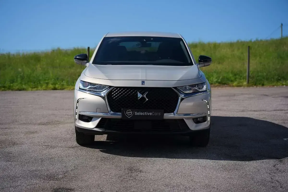Usado DS Automobiles DS7 Crossback Chic 129 CV (94 kW) 2021 Gris SUV