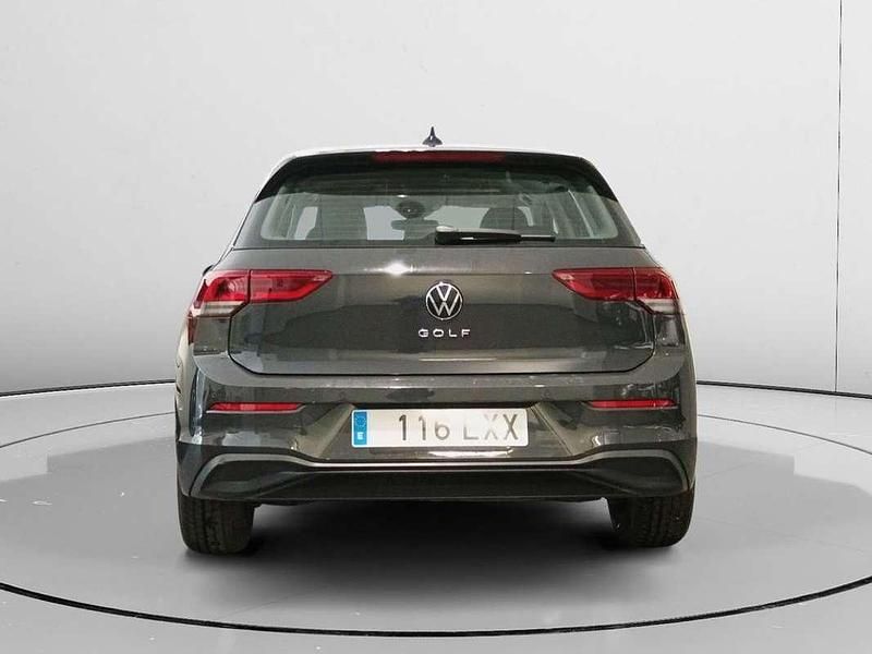Usado VW Golf VIII 116 CV (85 kW) 2022 Gris Utilitario