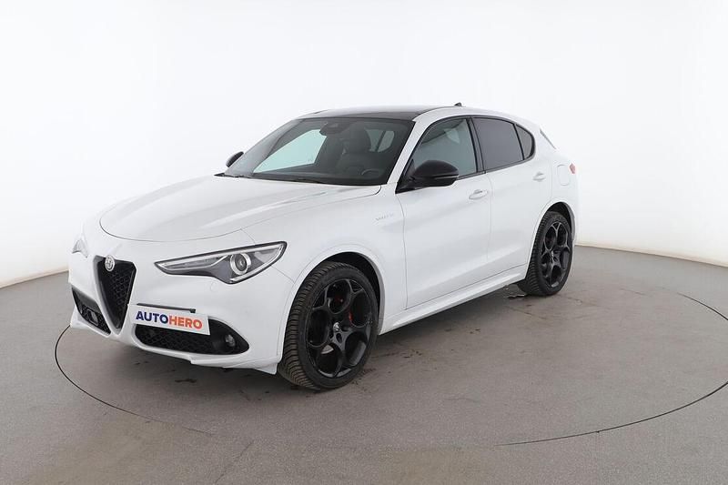Blanco Usado 2022 Alfa Romeo Stelvio Veloce SUV | 31.499 € (Caro) - Imagen 1/3