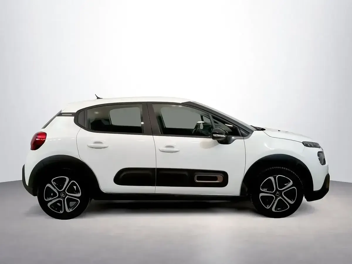 Usado Citroën C3 Feel 102 CV (75 kW) 2022 Blanco Utilitario