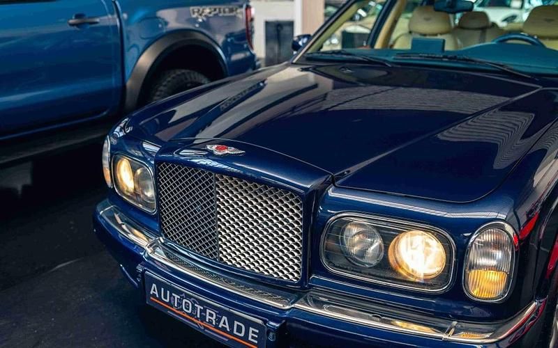 Usado Bentley Arnage 404 CV (297 kW) 2003 Azul Berlina