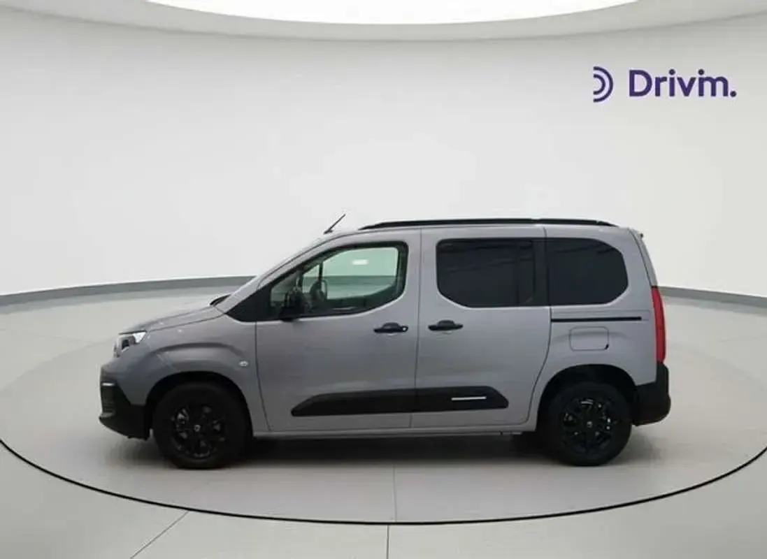Nuevo Citroën Berlingo 102 CV (75 kW) 2025 Gris Monovolumen