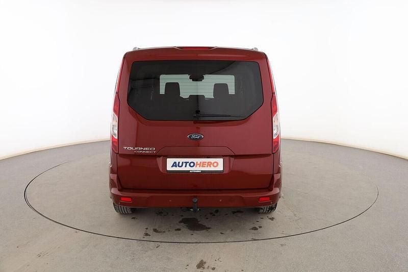 Usado Ford Grand Tourneo Connect Titanium 120 CV (88 kW) 2019 Rojo Monovolumen