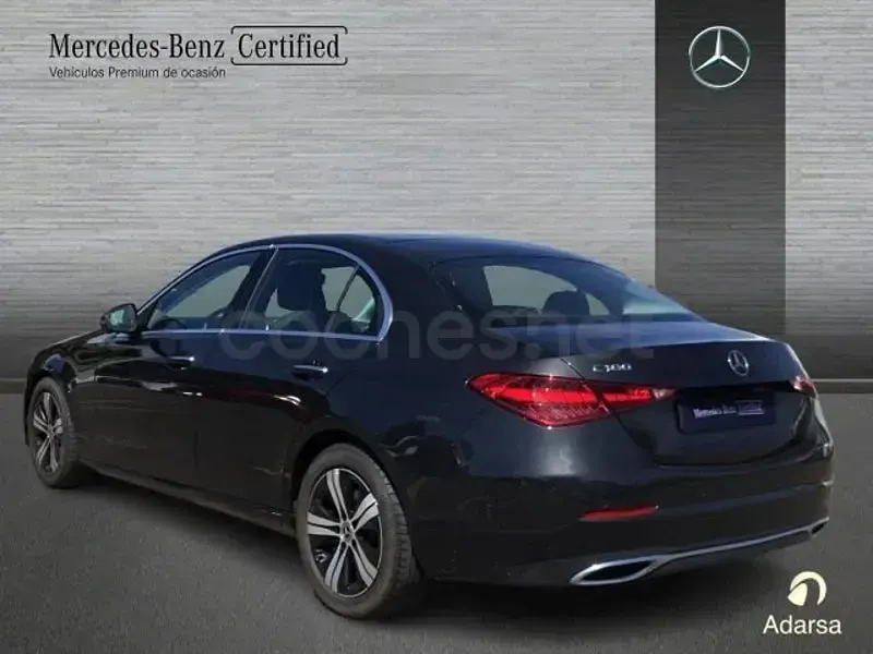 Usado Mercedes C180 170 CV (125 kW) 2022 Gris / plata Berlina