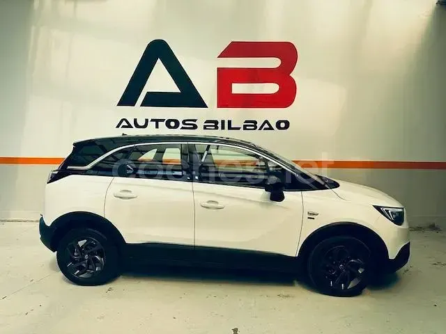 Usado Opel Crossland X Innovation 102 CV (75 kW) 2019 Blanco SUV