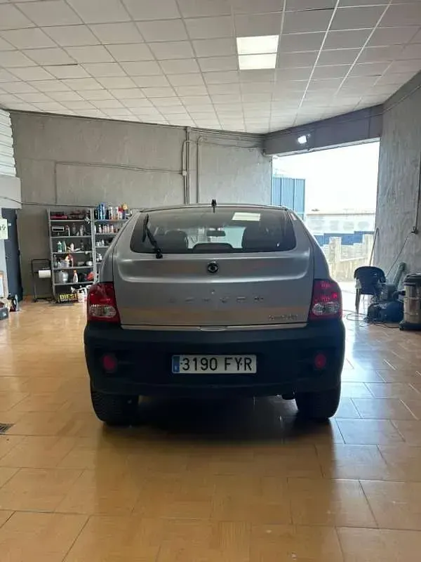 Usado SsangYong Actyon Limited 141 CV (103 kW) 2007 Gris SUV