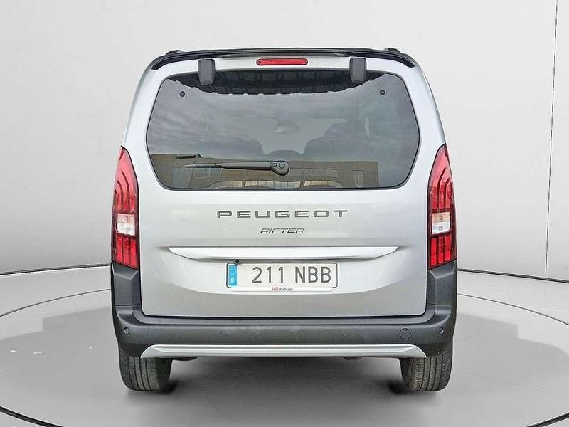 Usado Peugeot Rifter GT 131 CV (96 kW) 2025 Gris Monovolumen