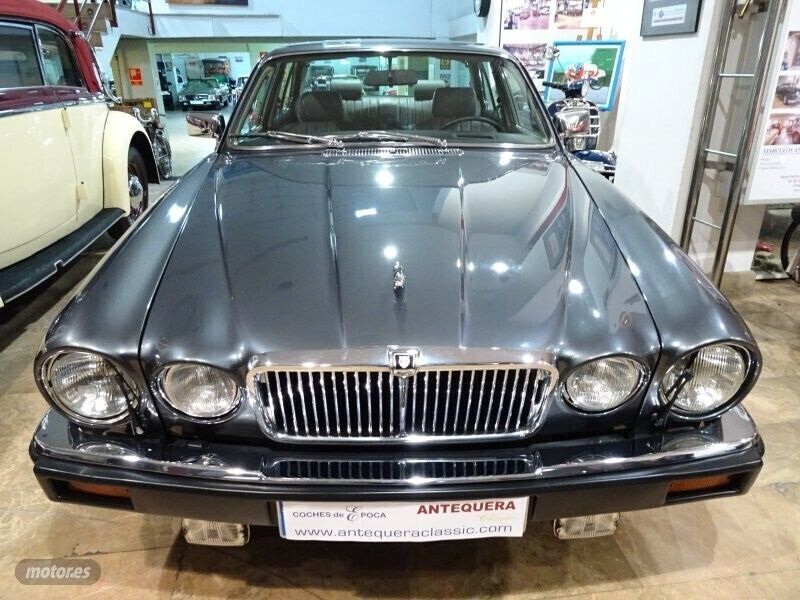 Usado Jaguar XJ12 Sovereign 290 CV (213 kW) 1991 Gris Berlina