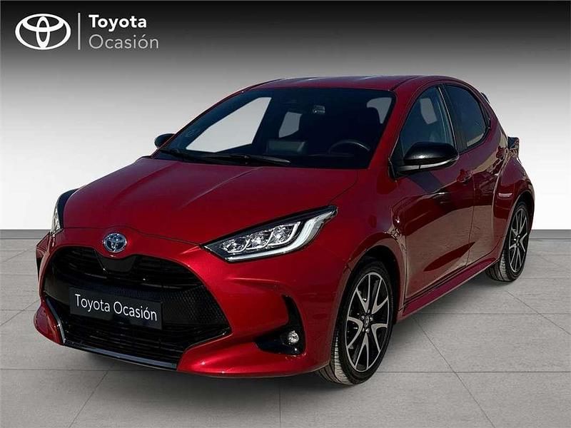 Usado Toyota Yaris Hybrid Style 116 CV (85 kW) 2022 Monovolumen