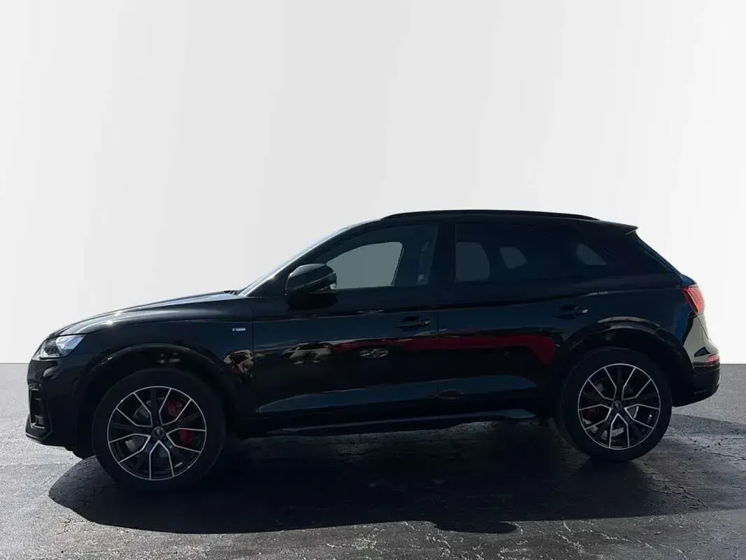 Usado Audi Q5 204 CV (150 kW) 2021 Negro SUV