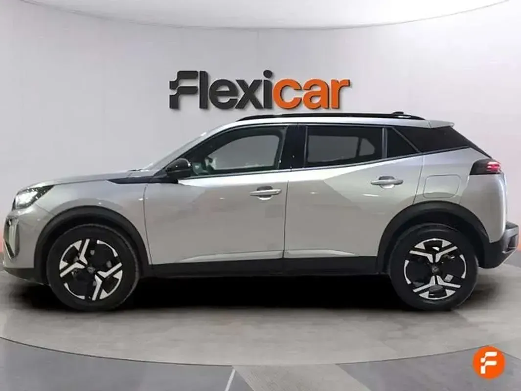 Usado Peugeot 2008 Allure 101 CV (74 kW) 2025 Gris SUV