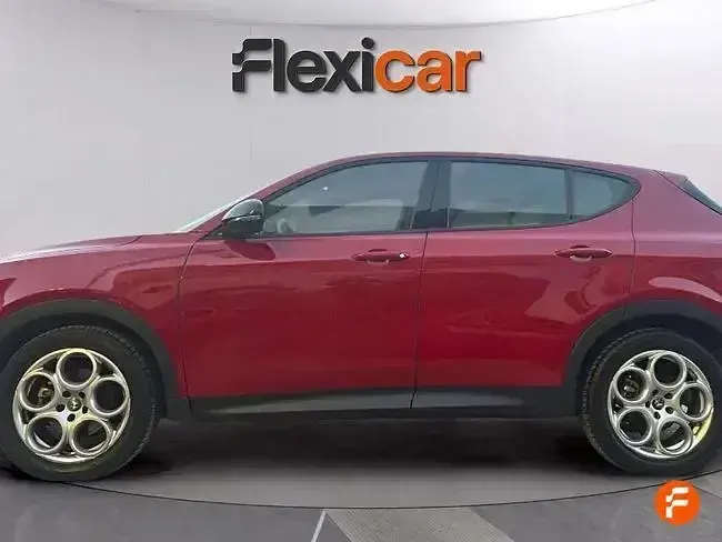 Usado Alfa Romeo Tonale Edizione Speciale 130 CV (95 kW) 2022 Granate SUV
