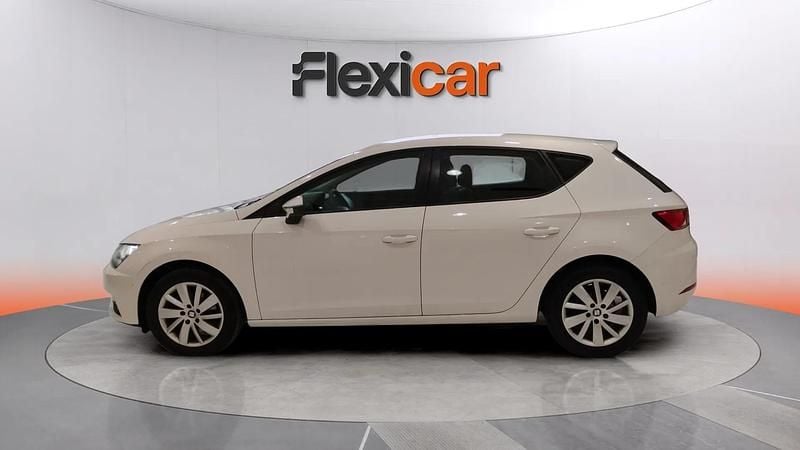 Begagnad Seat Leon Reference 115 HK (84 kW) 2018 Vit Sedan