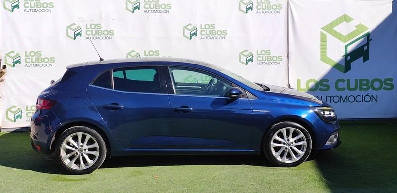 Usado Renault Mégane Cabriolet Intens 130 CV (95 kW) 2016 Azul Descapotable