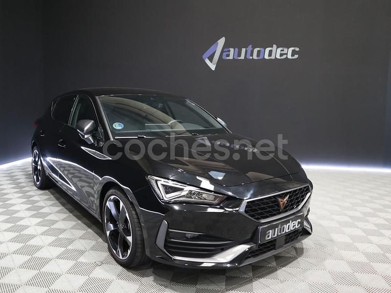 Usado Cupra Leon 150 CV (110 kW) 2024 Negro Berlina