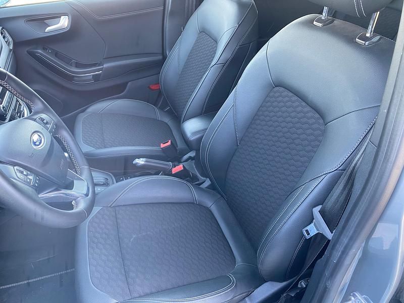 Usado Ford Puma Titanium X 155 CV (114 kW) 2023 Gris SUV