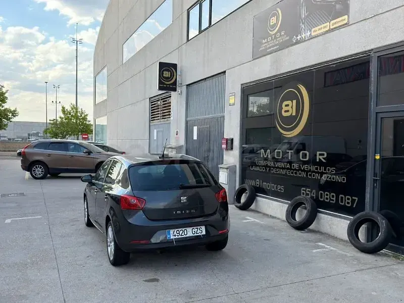 Usado Seat Ibiza Sport 105 CV (77 kW) 2011 Negro Berlina