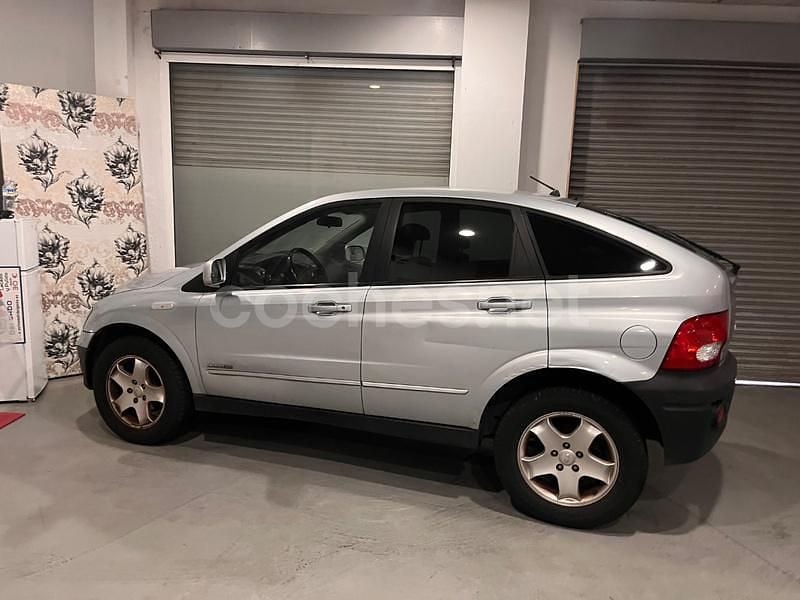 Gris / plata Usado 2008 Ssangyong (KGM) Actyon Limited SUV | 5900 € (Precio justo) - Imagen 1/4