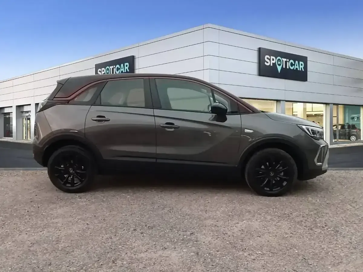 Usado Opel Crossland GS Line 110 CV (80 kW) 2021 Gris SUV