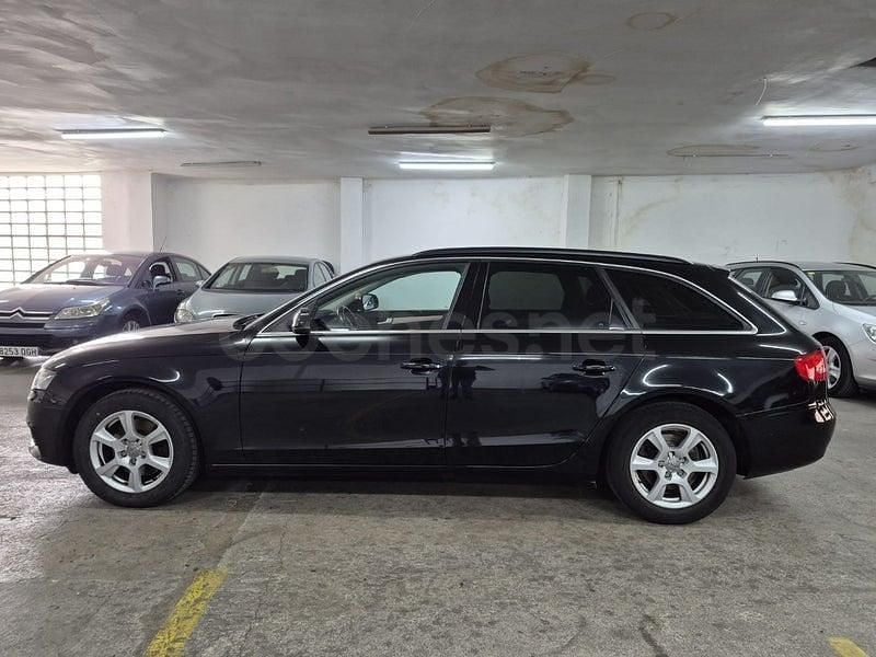 Usado Audi A4 143 CV (105 kW) 2011 Negro Familiar