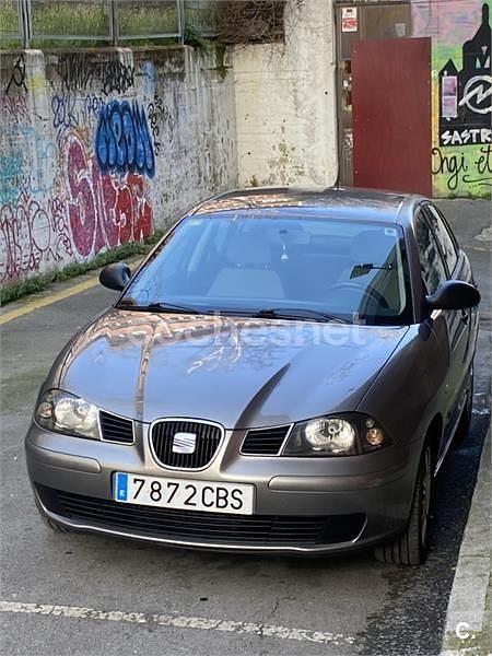 Usado Seat Ibiza Stella 64 CV (47 kW) 2002 Gris / plata Utilitario
