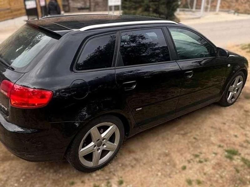 Usado Audi A3 Sportback Ambition 170 CV (125 kW) 2007 Negro Utilitario