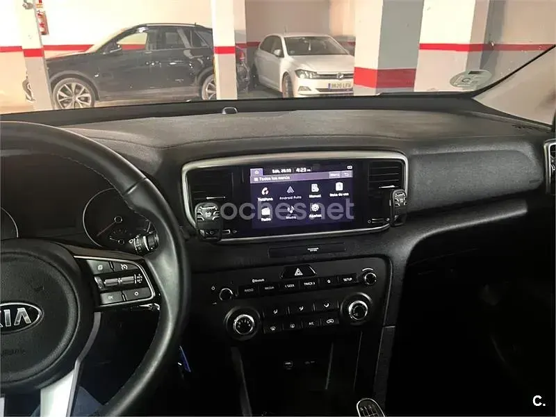 Usado Kia Sportage 132 CV (97 kW) 2021 Blanco SUV