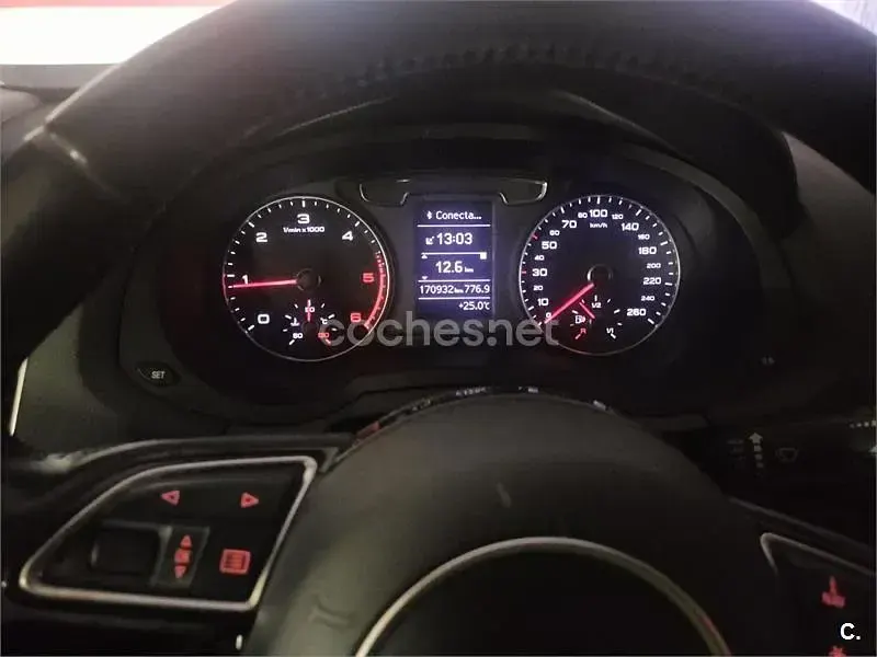 Usado Audi Q3 Attraction 150 CV (110 kW) 2015 Negro SUV